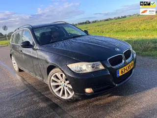 BMW 3-serie Touring 318i high executive / leder