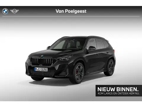 BMW X1 xDrive25e M-Sport Pro / 19 '' / Head Up Display / Glazendak / Harman Kardon / Sportstoelen
