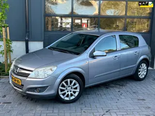 Opel Astra 1.6 Temptation 5 deurs | Airco | Trekhaak | Volledige historie aanwezig