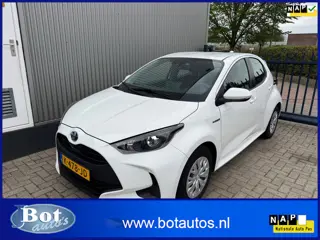 Toyota Yaris 1.5 Hybrid Active AIRCO / CRUISE / ACHTERUITRIJCAMERA / 1e EIGENAAR / TOPSTAAT