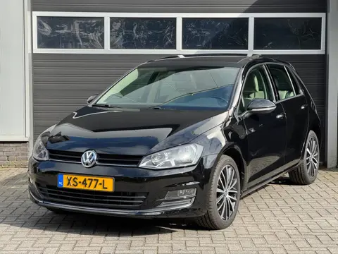 Volkswagen GOLF 1.8 T DSG, Pano, Stoelverwarming, Cruise, Climate Control,