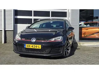 Volkswagen Golf 2.0 TSI GTI Performance