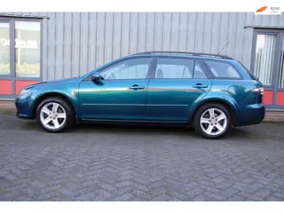 Mazda 6 Sportbreak 1.8i Touring Generation Nieuwstaat + Set winterbanden + trekhaak