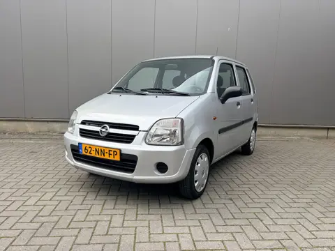 Opel Agila 1.0-12V Essentia