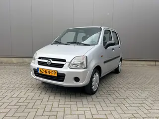 Opel Agila 1.0-12V Essentia
