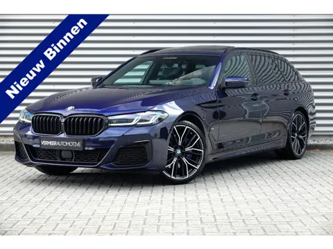 BMW 5 Serie Touring 530i High Executive Edition M-Sport | Panodak | Trekhaak | Laser | HUD | H&K |