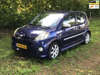Daihatsu Sirion 2 1.3-16V Comfort AUTOMAAT met nieuwe APK