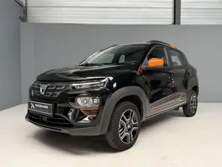 Dacia Spring Comfort Plus (Orange Pack) 27 kWh GARANTIE|Camera|DAB|Leder|Airco