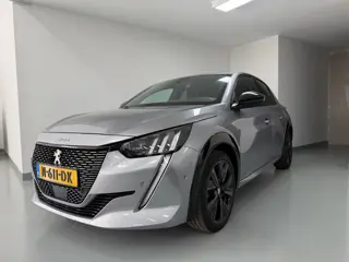 Peugeot 208 1.2 PureTech GT Pack CAMERA CARPLAY SFEERVERLICHTING