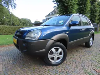 Hyundai Tucson 2.0i Active Airco Stuurbekrachtiging Lm Velgen