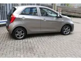 Foto 24 van Kia Picanto 1.2 CVVT DynamicLine (bj 2015, automaat)