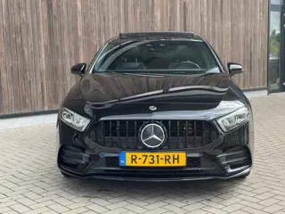 Foto 15 van Mercedes-Benz A-klasse 250 e Business Solution AMG / Pano /