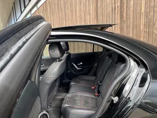 Foto 12 van Mercedes-Benz A-klasse 250 e Business Solution AMG / Pano /