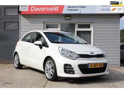 Kia Rio 1.2 CVVT ComfortLine 5-deurs, boekjes, 2xsleutel, nap, nieuwe apk en beurt, blue-tooth, crui