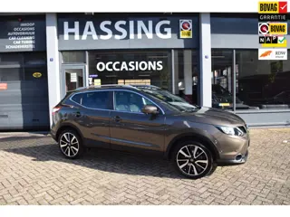 Nissan Qashqai 1.2 Tekna , Pano dak, Led , PDC, Electrische ramen , Lederen stoelen,, Afneembare tre