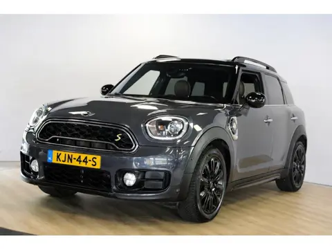 MINI Countryman 1.5 Cooper S E ALL4 Chili | Schuif- kanteldak | Leer | Cruise adaptief