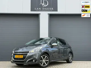 Peugeot 208 1.2 PureTech Allure / NAVI / BOEKEN AANWEZIG NAP