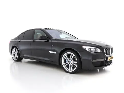 BMW 7 Serie 740d xDrive M-Sport-Styling Aut. *PANO | LEATHER | FULL-LED | TOPVIEW | NAVI-FULLMAP | S