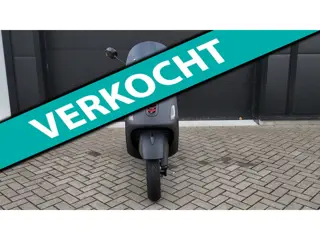 Vespa Scooter GTS 300 i.e. Touring ABS