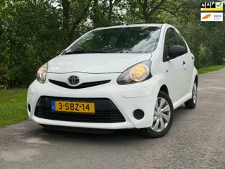 Toyota Aygo 1.0 VVT-i Now | " 147.000 " KM + 5 Deurs + Nwe APK Nu € 3.450,- !!!