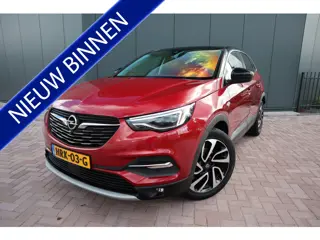 Opel Grandland X 1.2 Turbo Business Executive Automaat Panoramadak Lederen comfort stoelen Stoelverw