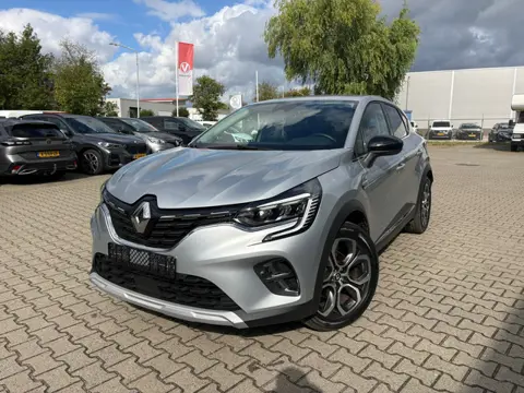 Renault Captur 1.6 E-Tech full hybrid 145 techno (BOVAG/RIJKLAARPRIJS)