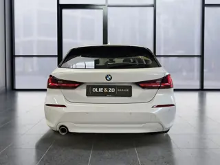 Foto 17 van BMW 1-serie 118I Aut. | Navi | LED | PDC | Clima