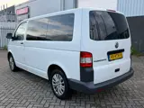 Foto 19 van Volkswagen Transporter Kombi 2.0 L1H1 Comfortline CNG 8 PERSOONS