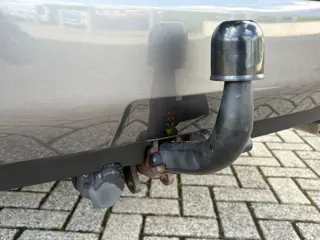 Foto 12 van Toyota RAV4 2.5 Hybrid AWD Trekhaak / Camera / Stoel-Stuur Verwarming