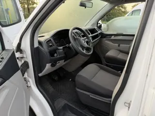 Foto 7 van Volkswagen Transporter Kombi 2.0 TDI L2H1