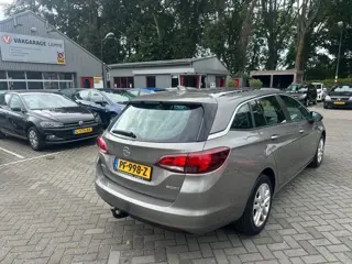Foto 19 van Opel Astra Sports Tourer 1.0 Online Edition , navigatie , pdc voor en achter met camera , trekhaak
