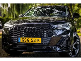 Foto 13 van Audi Q3 Sportback 45 TFSI e S Edition Panorama 20" Camera