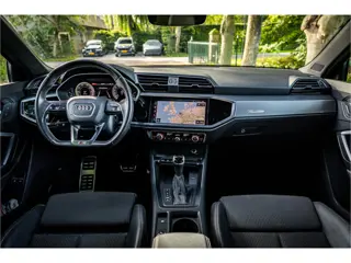 Foto 19 van Audi Q3 Sportback 45 TFSI e S Edition Panorama 20" Camera