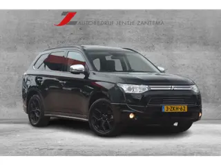 Mitsubishi Outlander 2.0 PHEV Instyle+ | Navigatie | Schuifkantel-dak | Camera | Stoelverwarming | A
