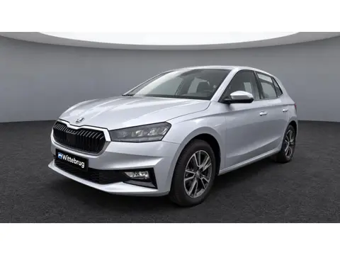 Škoda Fabia 1.0 TSI Essence Cruise control / PDC /  LED / LMV  Rijdende demonstratieauto, bezichtigi