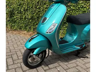 Foto 14 van Vespa LX 50 4T 45 km Scooter VERDE BETAAL met in3