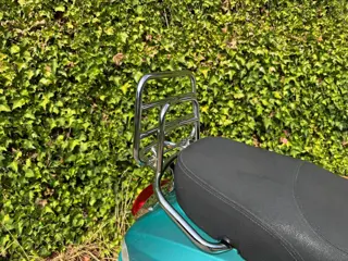 Foto 11 van Vespa LX 50 4T 45 km Scooter VERDE BETAAL met in3