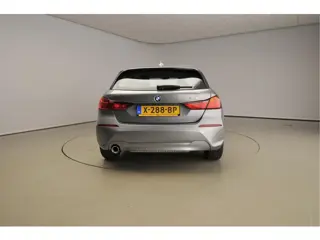 Foto 20 van BMW 1 Serie 5-deurs 118i | LED | Navigatie | Active cruise | Stoelverwarming | DAB | Harman-kardon s