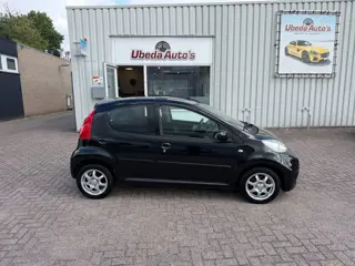 Foto 11 van Peugeot 107 1.0-12V XS NL AUTO 5 DEURS AIRCO-1999E--
