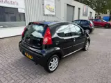 Foto 30 van Peugeot 107 1.0-12V XS NL AUTO 5 DEURS AIRCO-1999E--