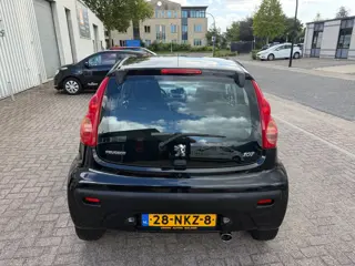 Foto 19 van Peugeot 107 1.0-12V XS NL AUTO 5 DEURS AIRCO-1999E--