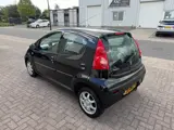 Foto 28 van Peugeot 107 1.0-12V XS NL AUTO 5 DEURS AIRCO-1999E--