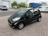 Foto 27 van Peugeot 107 1.0-12V XS NL AUTO 5 DEURS AIRCO-1999E--