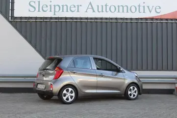 Foto 16 van KIA PICANTO 1.0 CVVT ECOPLUSLINE-5 Drs-Airco Nette zuinige auto!!