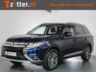 Mitsubishi Outlander 2.0 Executive Edition 7-Persoons Trekhaak, Alcantara, Camera, Goed onderhouden,
