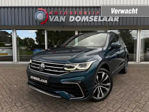 VOLKSWAGEN TIGUAN 1.4 TSI eHybrid DSG R-Line Business+ -  245PK Pano Elektr. Trekh. HUD 