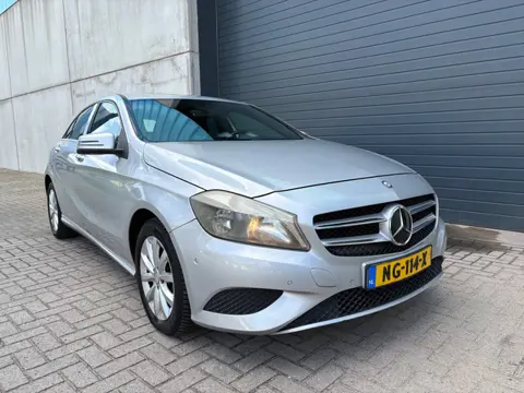 Mercedes-Benz A-klasse 200 Prestige NAVI PDC 2013
