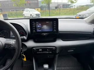Foto 16 van Toyota Yaris 1.5 Hybrid Active