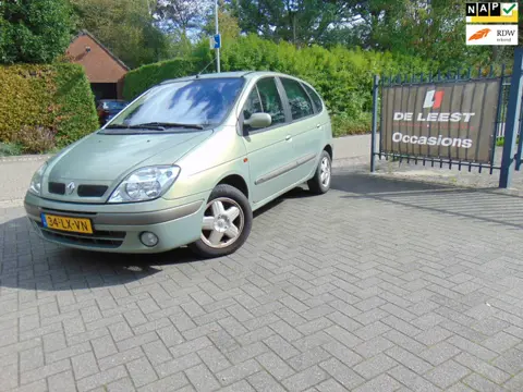 Renault Scénic 1.6-16V Authentique