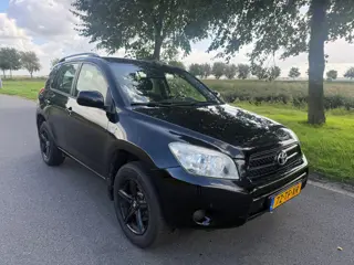 Foto 15 van Toyota RAV4 2.2 D4D Linea Terra NAP/NAVI/AIRCO/APK
